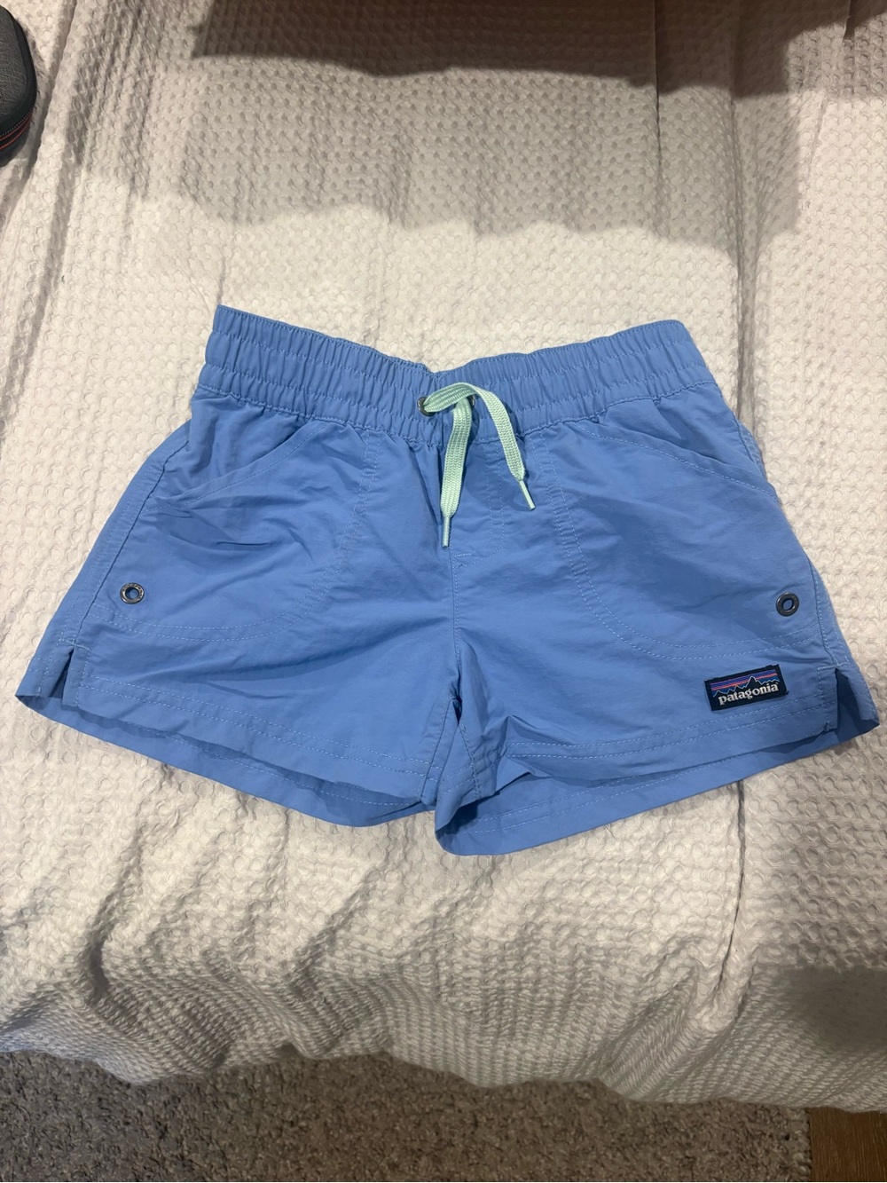 Patagonia Girls size 7-/8 Periwinkle Blue Athletic Drawcord Shorts with Mint Tie